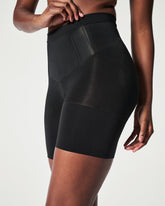 SPANXsculptâ„¢ OnCore Mid-Thigh Short | Very Black